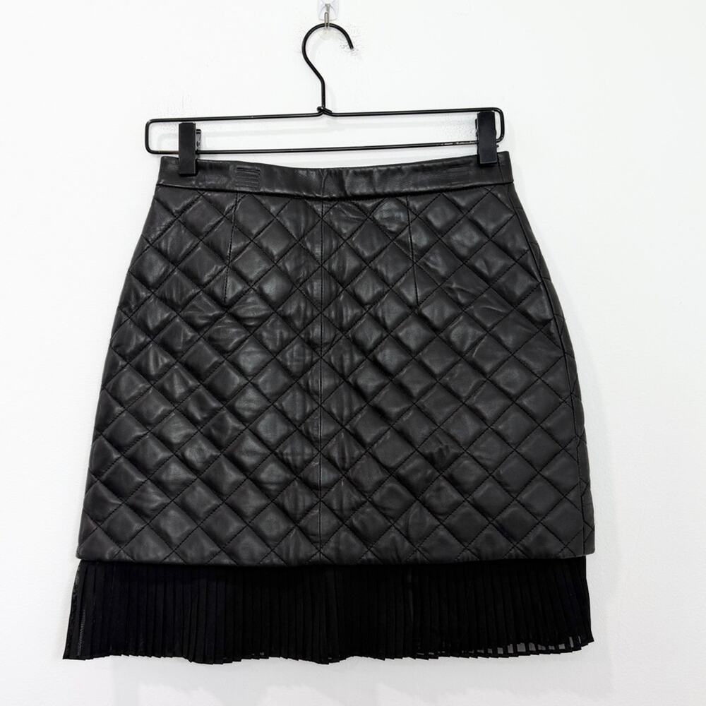 Sandro Square Quilted Leather & Pleated Hem Mini Skirt NWT Black Size Small - Picture 3 of 10